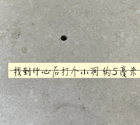 南岔瓷砖空鼓维修公司专业解答在瓷砖铺贴过程中，如果砂料搅拌不均匀，将会带来以下问题